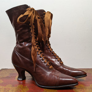 c. 1910s-1920s Brown Louis Heel Boots | Approx 6.5-7
