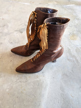 Load image into Gallery viewer, c. 1910s-1920s Brown Louis Heel Boots | Approx 6.5-7