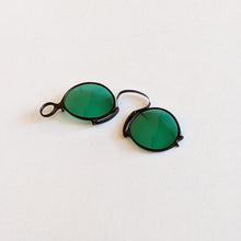 Load image into Gallery viewer, c. 1890s Green Tinted Folding Pince-Nez Glasses in Case