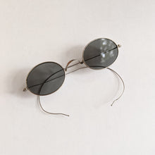 Load image into Gallery viewer, 1890s-1900s Tinted Eyeglasses with Case