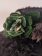 Load image into Gallery viewer, 1900s Beaver Hat | Ostrich Feather