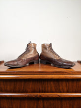 Load image into Gallery viewer, c. 1910s-1920s Two-Tone Brown Boots | Approx Women's 9-9.5