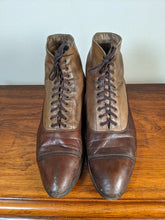 Load image into Gallery viewer, c. 1910s-1920s Two-Tone Brown Boots | Approx Women's 9-9.5