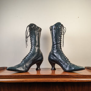 c. 1910-1920s Blue/Green Louis Heel Boots | Approx Sz 6-6.5
