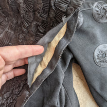 Load image into Gallery viewer, Early 1900s Wool + Silk Bodice or Jacket | Study + Display