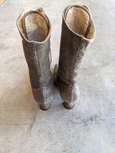 Load image into Gallery viewer, c. 1910s-1920s Grey Suede Boots | Approx Sz 5