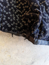 Load image into Gallery viewer, c. 1901-1902 Velveteen Bodice | Study + Display / Repair