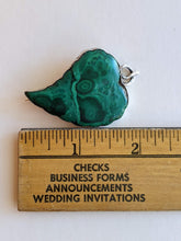 Load image into Gallery viewer, Victorian Scottish Malachite Leaf / Witch's Heart Brooch