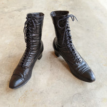 Load image into Gallery viewer, c. 1910s-1920s Black Lace Up Boots | Approx Sz 7.5