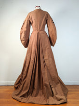 Load image into Gallery viewer, c. 1860s Wool Homespun Dress