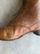 Load image into Gallery viewer, c. 1890s Brown Lace Up Boots | Approx Sz. 7