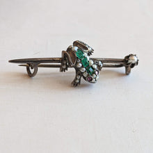 Load image into Gallery viewer, c. 1890s-1900s Silver Frog Brooch