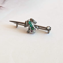 Load image into Gallery viewer, c. 1890s-1900s Silver Frog Brooch