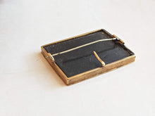 Load image into Gallery viewer, 19th c. 14k Gold Pietra Dura Brooch