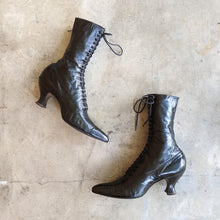 Load image into Gallery viewer, c. 1910s-1920s Black Louis Heel Boots | Approx Sz 5-6