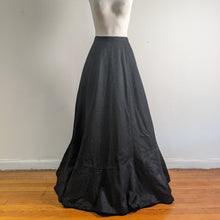 Load image into Gallery viewer, c. 1900s Black Skirt