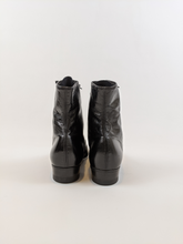 Load image into Gallery viewer, 1930s Black Lace Up Boots | Approx Sz 7-7.5