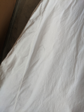 Load image into Gallery viewer, 1880s Cotton Night Dress