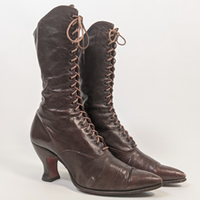 Load image into Gallery viewer, 1910s-20s Brown Boots | Approx Sz 7