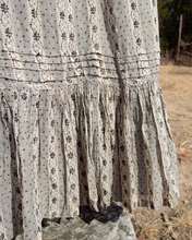 Load image into Gallery viewer, c. 1900s Cotton Wrapper Dress