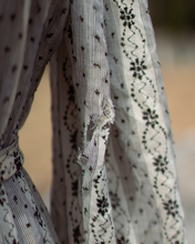 Load image into Gallery viewer, c. 1900s Cotton Wrapper Dress