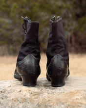 Load image into Gallery viewer, c. 1890s Black Pointed Toe Boots