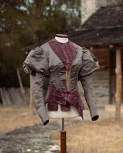 Load image into Gallery viewer, c. 1890s Belted Gigot Sleeve Bodice