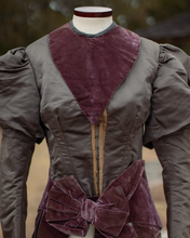 Load image into Gallery viewer, c. 1890s Belted Gigot Sleeve Bodice
