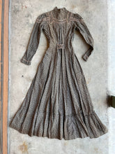 Load image into Gallery viewer, c. 1900 Cotton Wrapper Dress