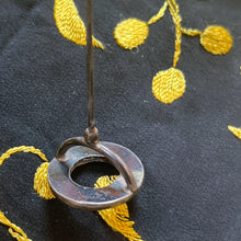 Load image into Gallery viewer, Victorian Pique Hatpin