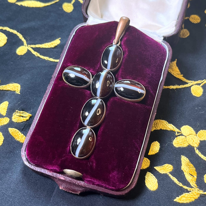 Victorian Boxed Agate Cross Pendant