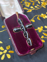 Load image into Gallery viewer, Victorian Boxed Agate Cross Pendant