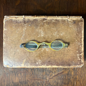 c. 1800 Tortoise Shell Wig Spectacles - Light