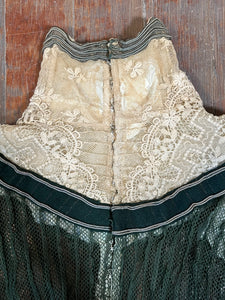 c. 1900-1902 Green Net Lace Bodice