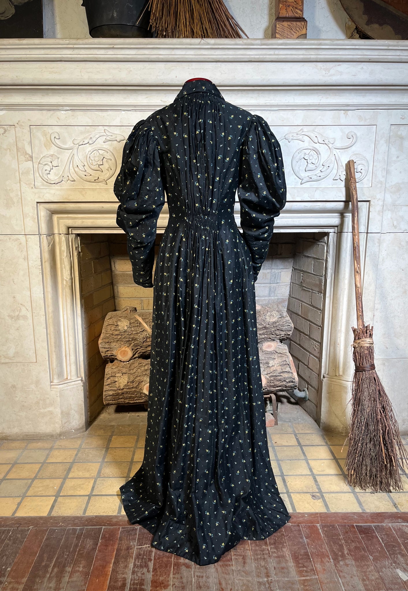 c. 1890s Cotton Wrapper Dress – Witchy Vintage