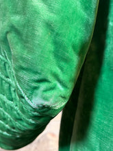 Load image into Gallery viewer, 1920s Green Silk Velvet Coat