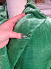 Load image into Gallery viewer, 1920s Green Silk Velvet Coat