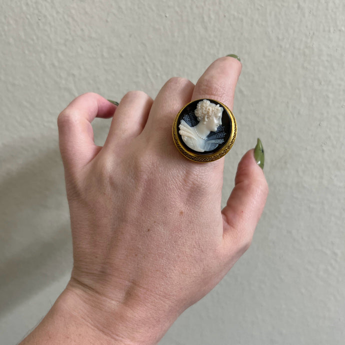 RESERVED | 14k Gold Large Cameo Ring