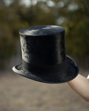 Load image into Gallery viewer, Antique Silk Top Hat in Original Case