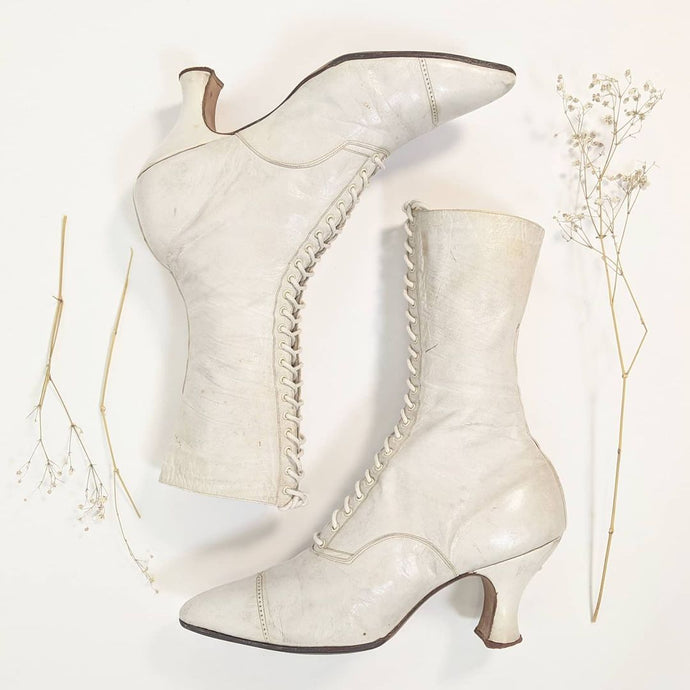 1910s-20s White Boots