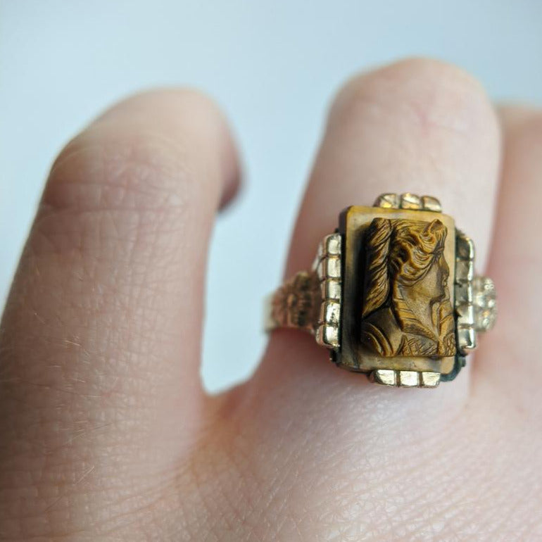 18k Gold Victorian Tiger’s Eye Cameo Ring
