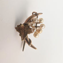 Load image into Gallery viewer, Edwardian 12k Gold Moon Pin