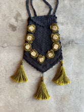 Load image into Gallery viewer, c. 1910s-1920s Crochet Purse