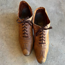 Load image into Gallery viewer, c. 1890s-1900s Brown Oxfords | Approx Sz 7