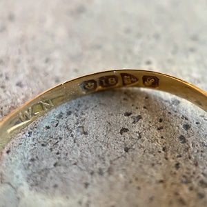 1916 18k Gold Peridot + Diamond Ring