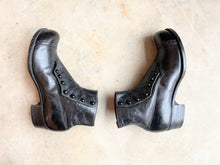 Load image into Gallery viewer, c. 1910s Side Button Boots | Approx Sz 7.5-8