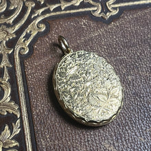 Load image into Gallery viewer, 18k Gold 19th c. Floral Locket
