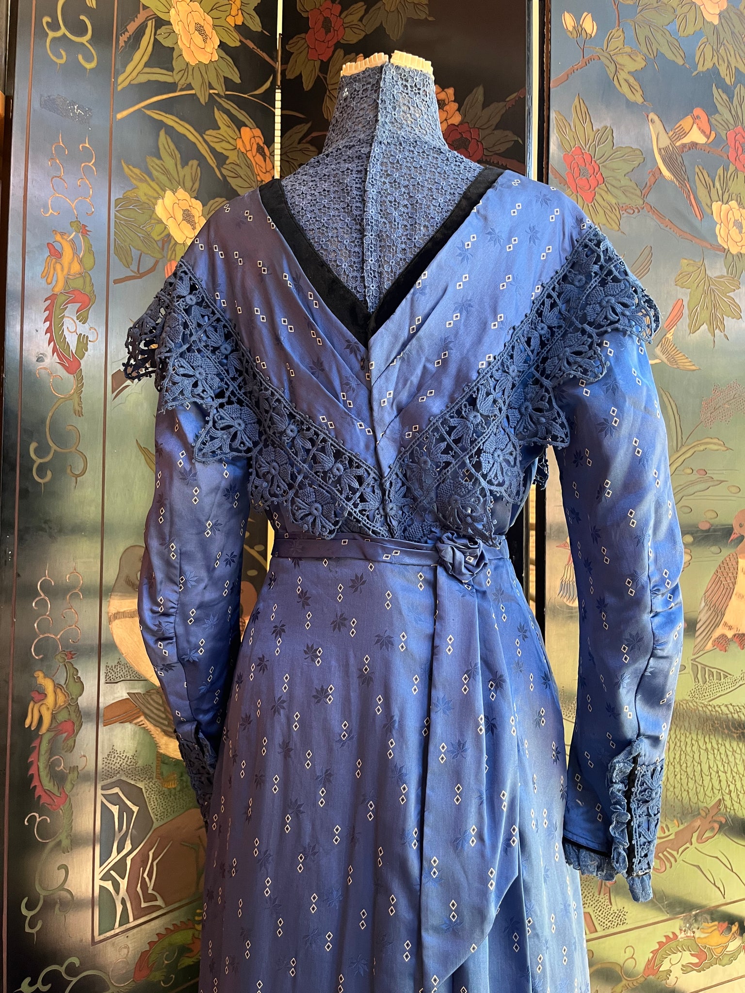 c. 1911-1912 Blue Silk Dress Witchy Vintage c. 1911-1912 Blue Silk Dress Witchy Vintage
