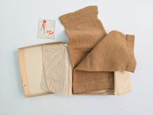 Load image into Gallery viewer, 1940s Knee Muffs in Original Box