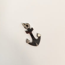 Load image into Gallery viewer, Victorian Anchor Pendant